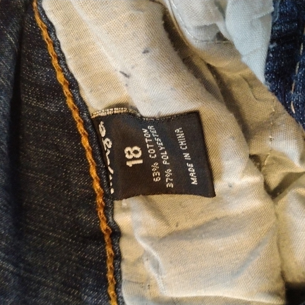 𝅺PLUS Size Jeans by IMAGE - Picture 3 of 14